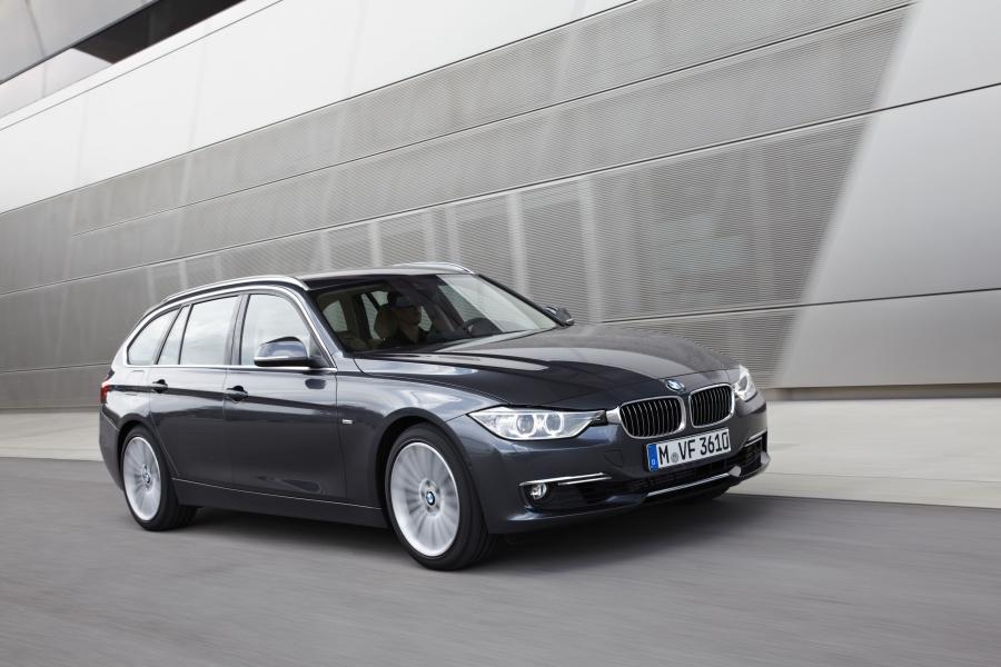  BMW 328i Touring Luxury 2012 года  (фото 109 из 200)